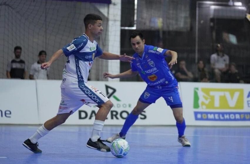  Pato perde para o Umuarama em partida válida pela Liga Nacional de Futsal