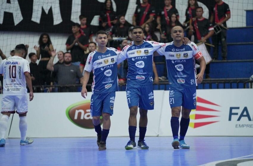  Com alterações no time Pato Futsal vence o Galo de Dois Vizinhos em partida válida pela série ouro