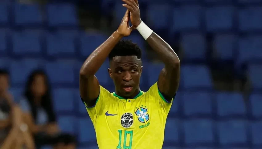  Governo do Rio de Janeiro valida lei antirracista em homenagem ao jogador Vinicius Jr