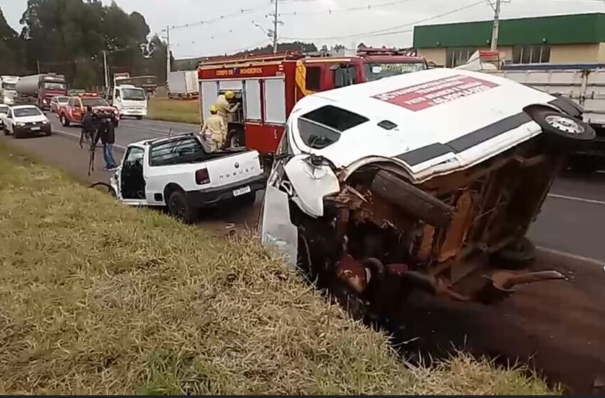  Grávida fica ferida após grave acidente na PR-280 em Pato Branco