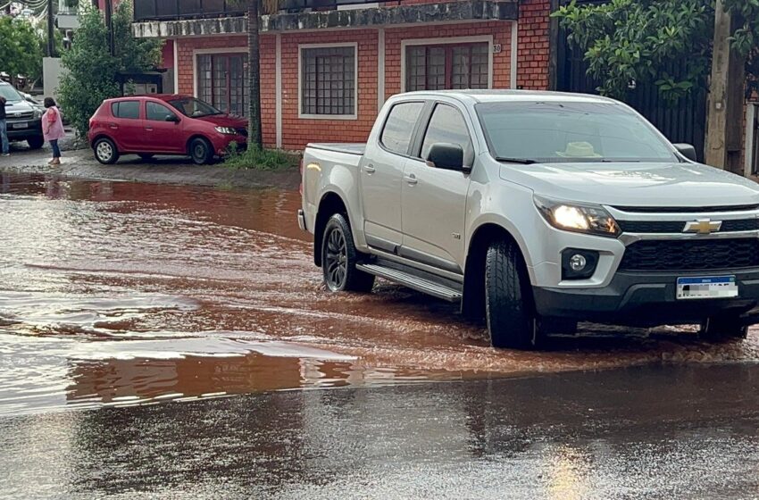  Chuva intensa causa diversos estragos em Pato Branco