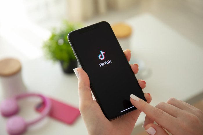  Governo processa TikTok por tratamento irregular de dados de crianças e adolescentes