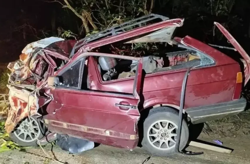  Acidente envolvendo carro e caminhão deixa jovem de 18 anos morto na PR 239