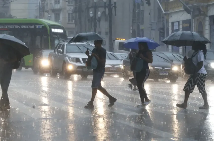  Instituto Nacional de Meteorologia emite alerta para risco de chuvas intensas no fim de semana