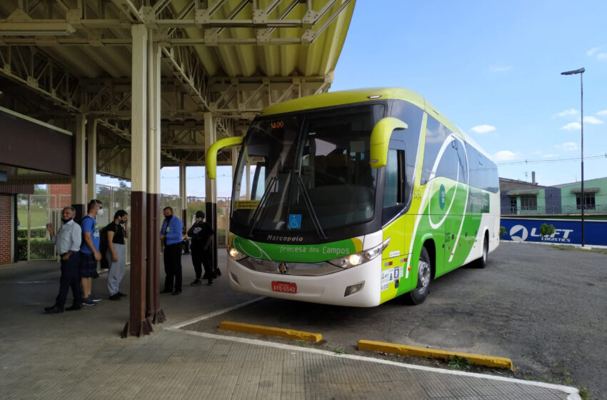  Governador do Paraná sanciona lei da gratuidade de passagens para idosos nos ônibus intermunicipais